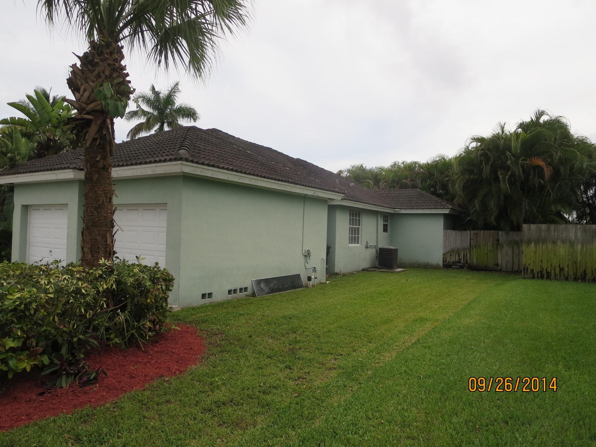 1585 Southwest 4th Circle Boca Raton, FL 33486 - Photo 3 of 28 007