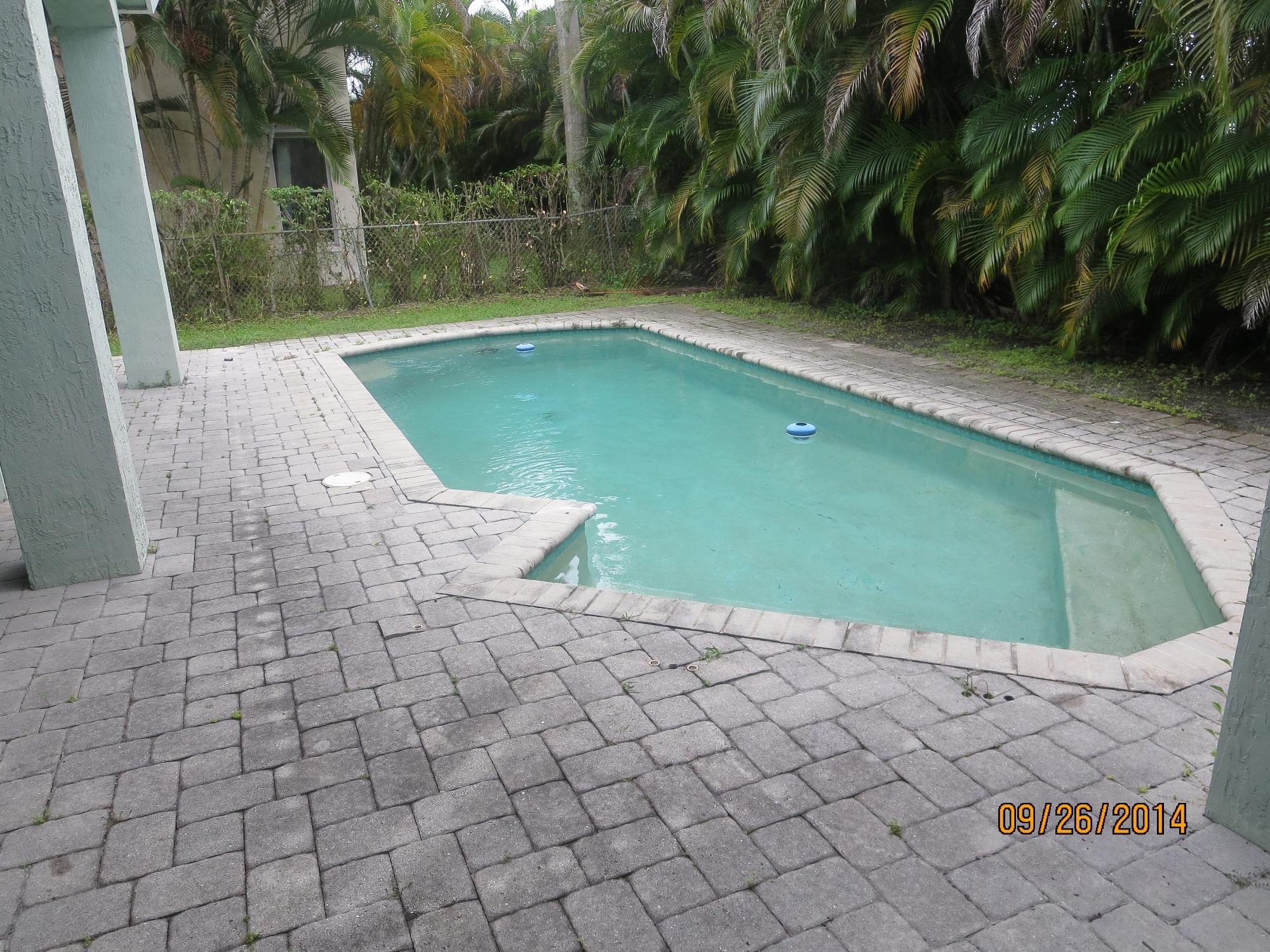 1585 Southwest 4th Circle Boca Raton, FL 33486 - Photo 4 of 28 031