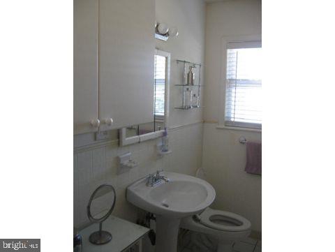 215 Maplewood Road Barnegat, NJ 08005 - Photo 10 of 12 Gallery Image 10