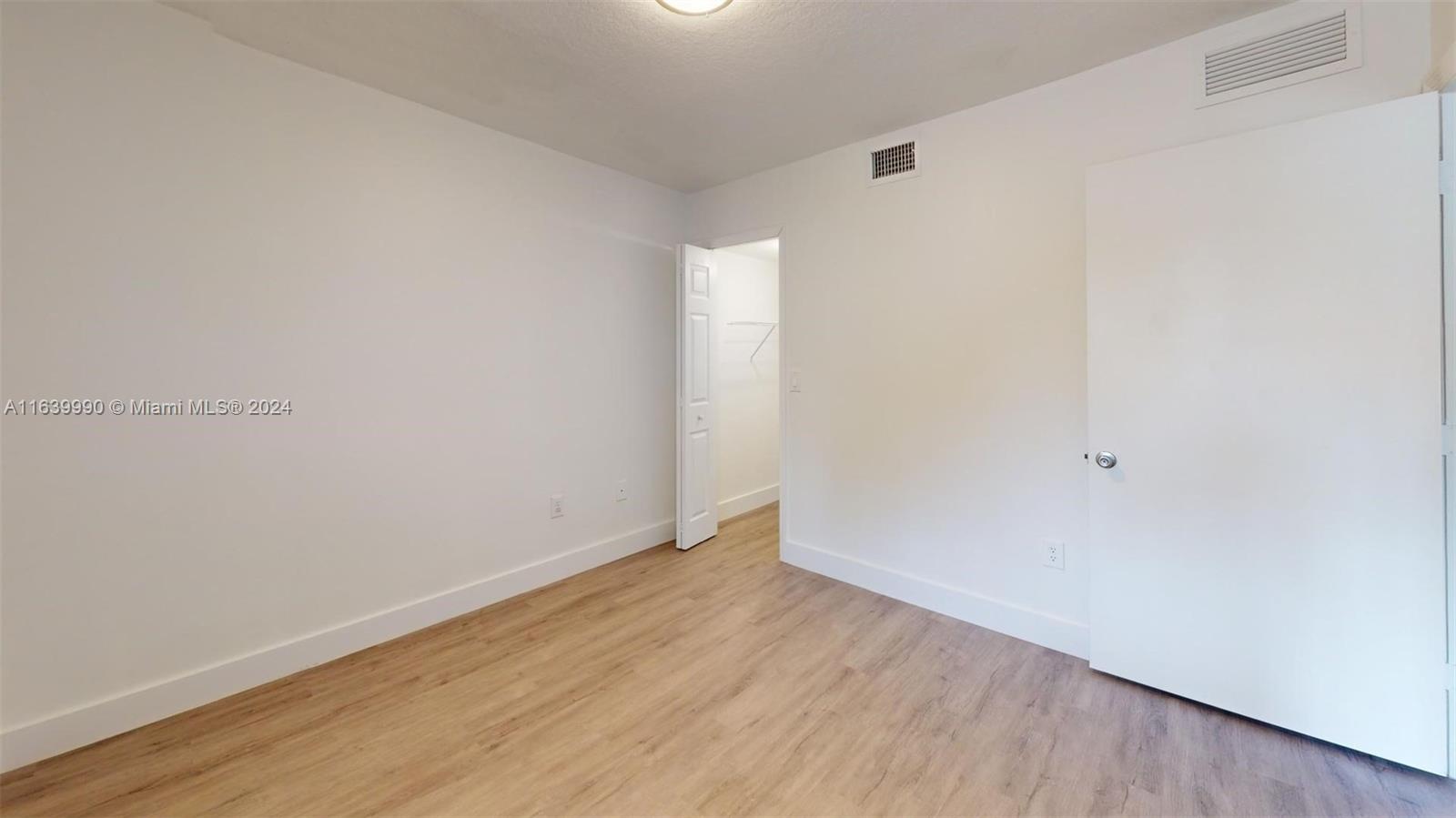 2921 Southeast 13th Road, Unit 10539 Homestead, FL 33035 - Photo 13 of 14 a view of an empty room