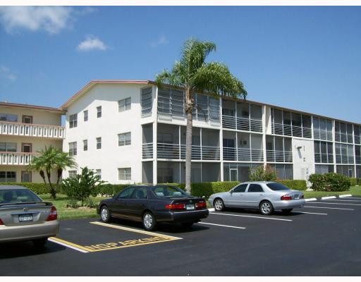 341 Mansfield Drive, Unit 341 Boca Raton, FL 33434 - Photo 1 of 9 View