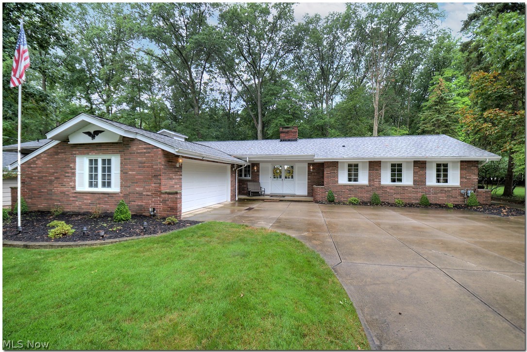 7596 McCreary Road Independence, OH 44131 - Photo 1 of 35 Welcome Home to 7596 McCreary Road in Seven Hills!