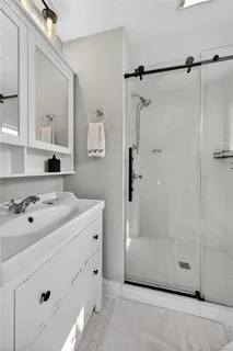 $6,000 | 96 School Street, Oyster Bay, NY 11771