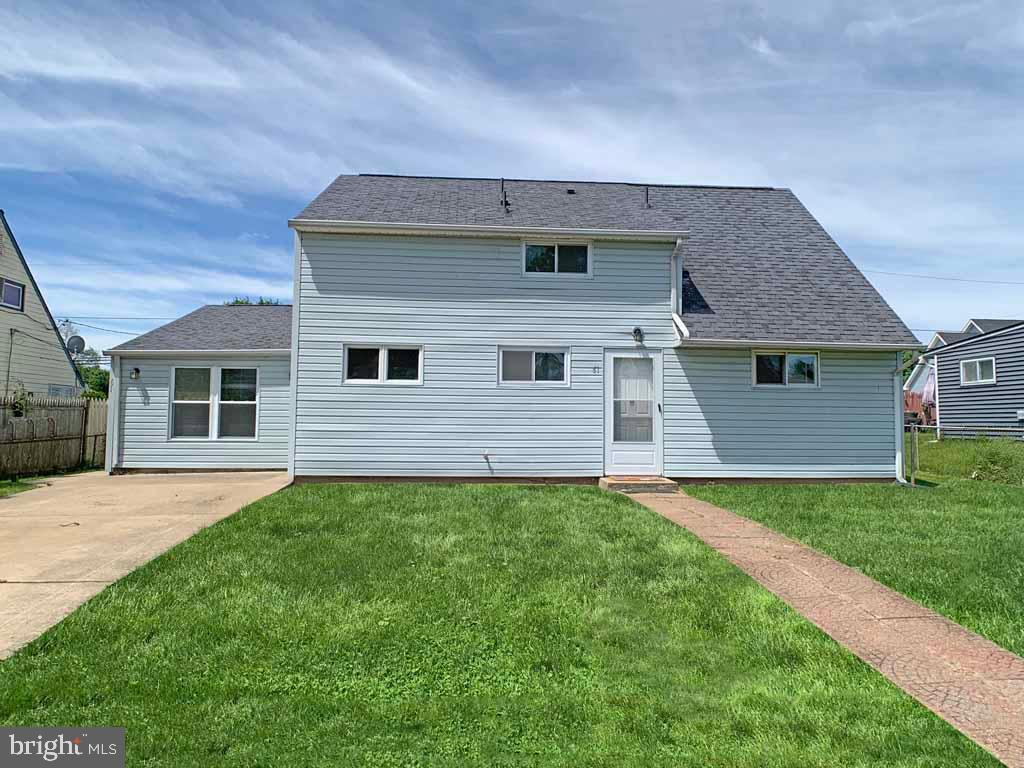 61 Granite Road Levittown, PA 19057 - Photo 1 of 20