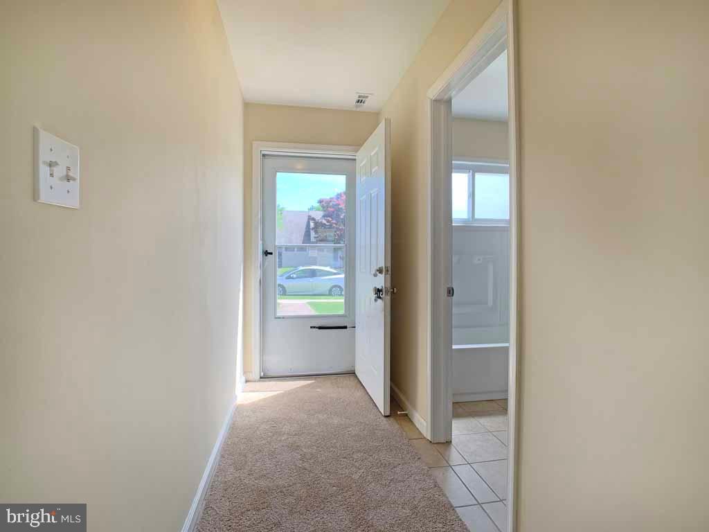 61 Granite Road Levittown, PA 19057 - Photo 2 of 20