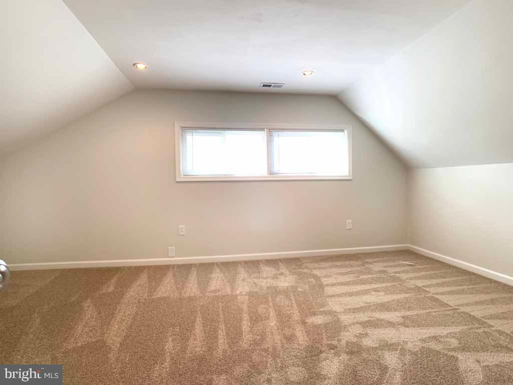 61 Granite Road Levittown, PA 19057 - Photo 11 of 20