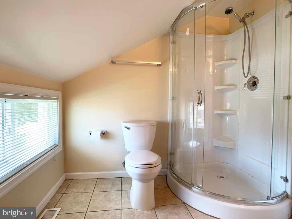 61 Granite Road Levittown, PA 19057 - Photo 14 of 20