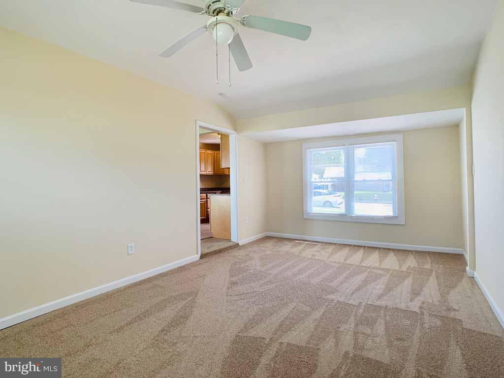 61 Granite Road Levittown, PA 19057 - Photo 6 of 20