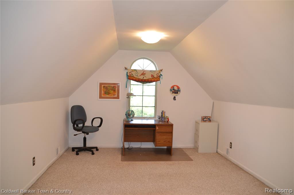 1355 South Maxfield Road Brighton, MI 48114 - Photo 48 of 70 Gallery Image 48