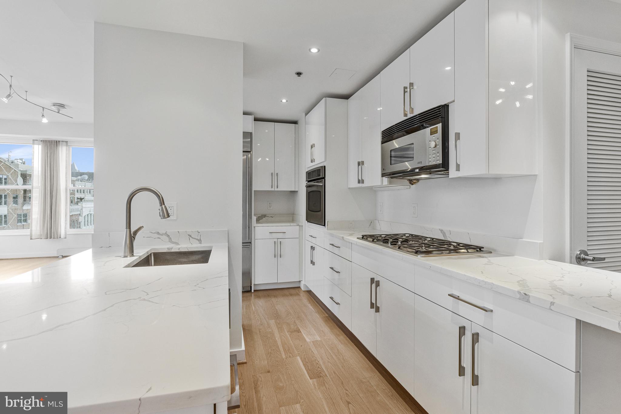 675 E Street Northwest, Unit 900 Washington, DC 20004 - Photo 22 of 41