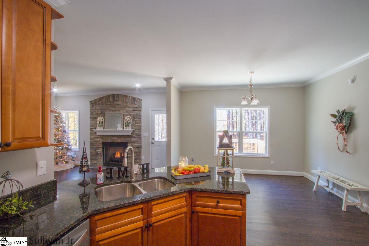 104 East Church Road Easley, SC 29642 - Photo 8 of 36