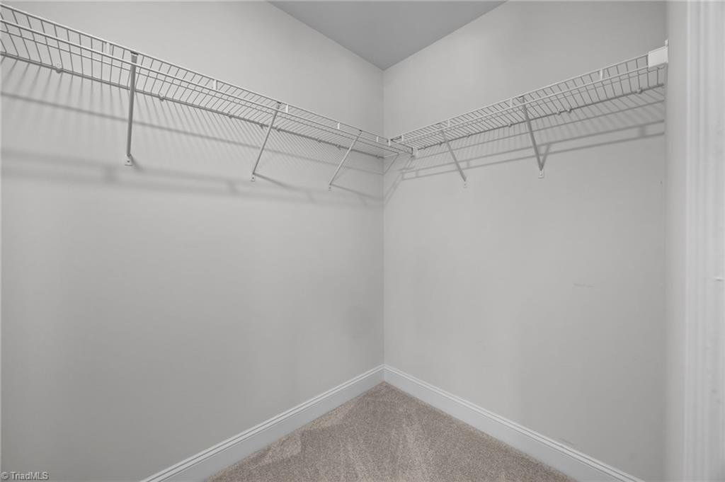 3840 Thistleberry Road High Point, NC 27265 - Photo 27 of 35