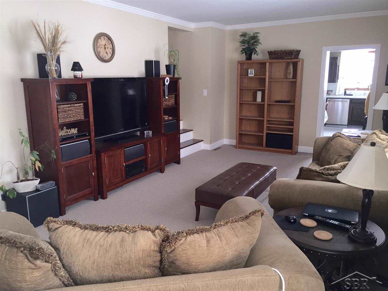 14670 Gratiot Road Hemlock, MI 48626 - Photo 4 of 35 The spacious living room is very open and has plenty of natural light