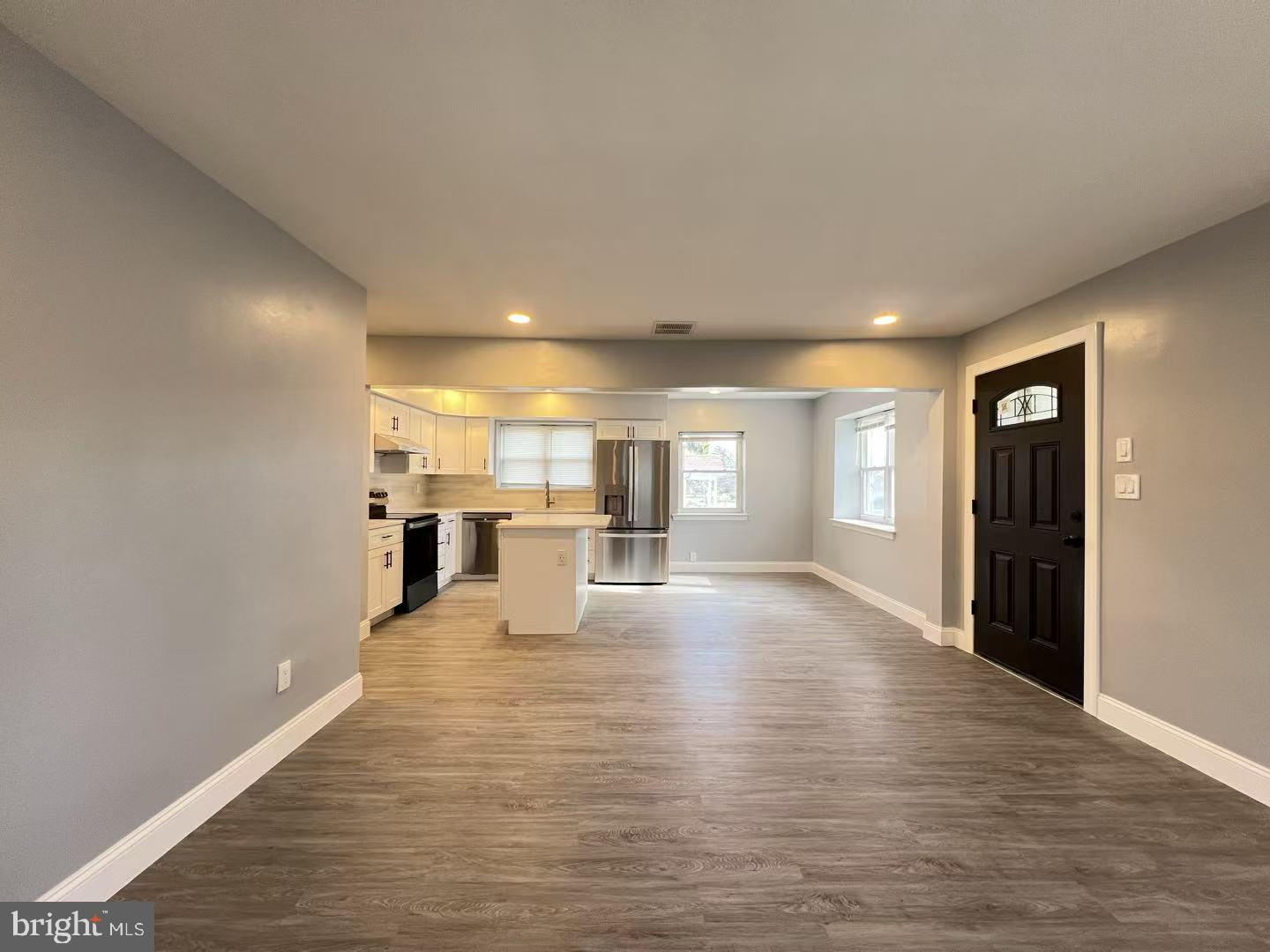 8714 Verree Road Philadelphia, PA 19115 - Photo 4 of 18