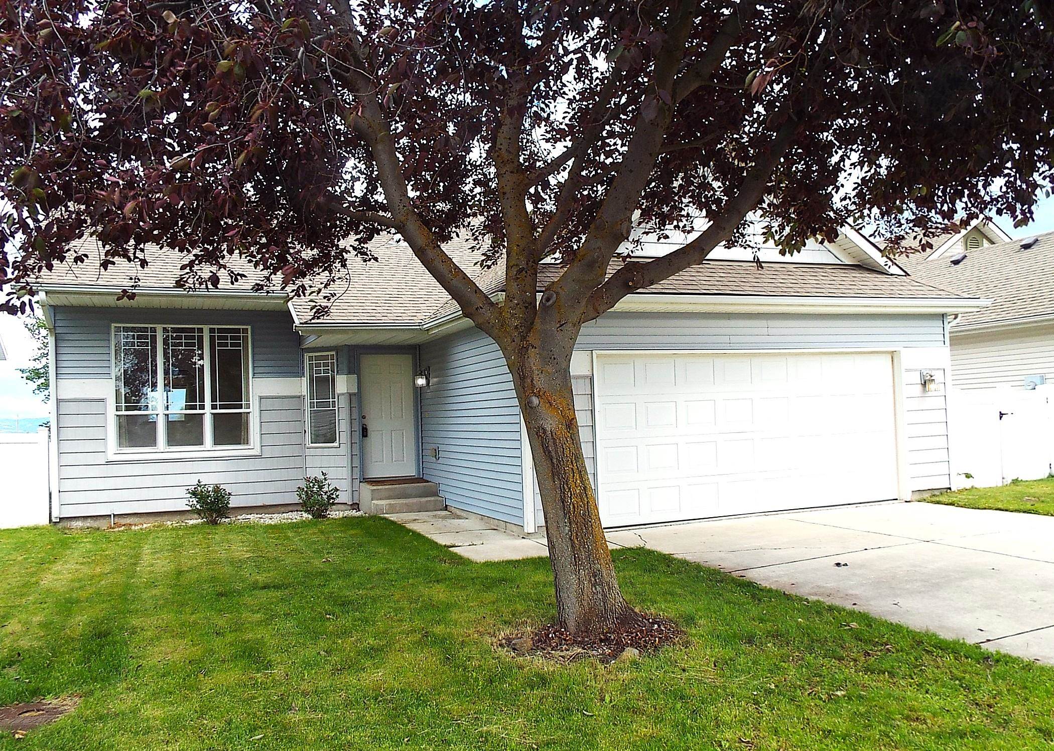 9318 North Oak Street Spokane, WA 99208 - Photo 2 of 16