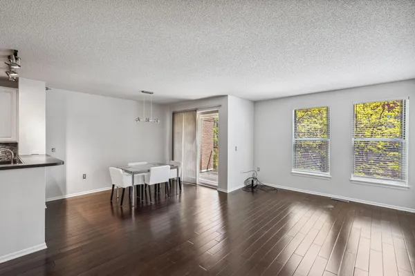 $2,650 | 675 North 1st Street, Unit 407, Minneapolis, MN 55401