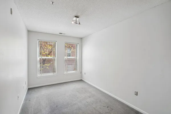 $2,650 | 675 North 1st Street, Unit 407, Minneapolis, MN 55401