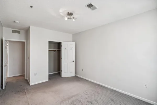 $2,650 | 675 North 1st Street, Unit 407, Minneapolis, MN 55401