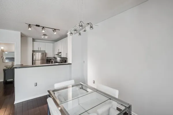 $2,650 | 675 North 1st Street, Unit 407, Minneapolis, MN 55401