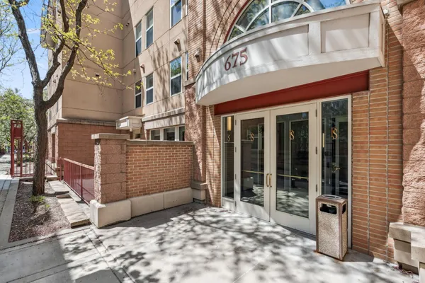 $2,650 | 675 North 1st Street, Unit 407, Minneapolis, MN 55401