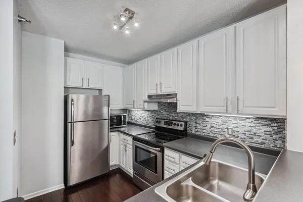 $2,650 | 675 North 1st Street, Unit 407, Minneapolis, MN 55401