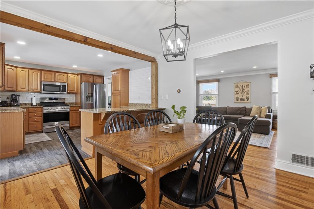 909 Bebout Road Venetia, PA 15367 - Photo 13 of 42 Expanded kitchen/dining area