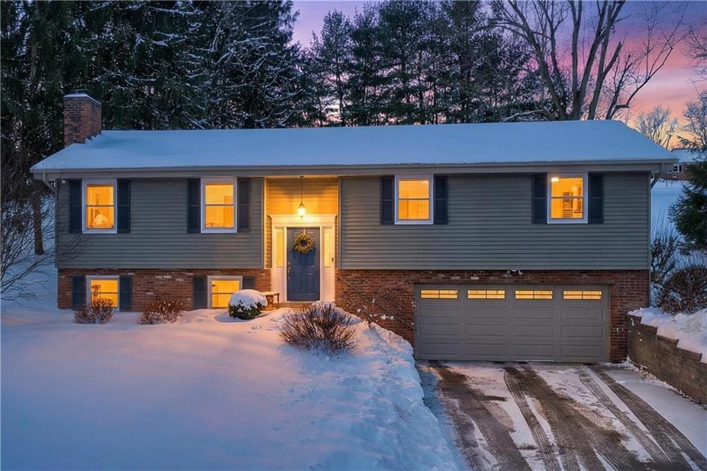 909 Bebout Road Venetia, PA 15367 - Photo 2 of 42 Twilight View
