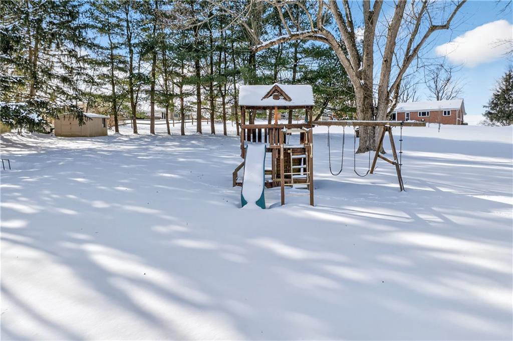 909 Bebout Road Venetia, PA 15367 - Photo 31 of 42 Back yard