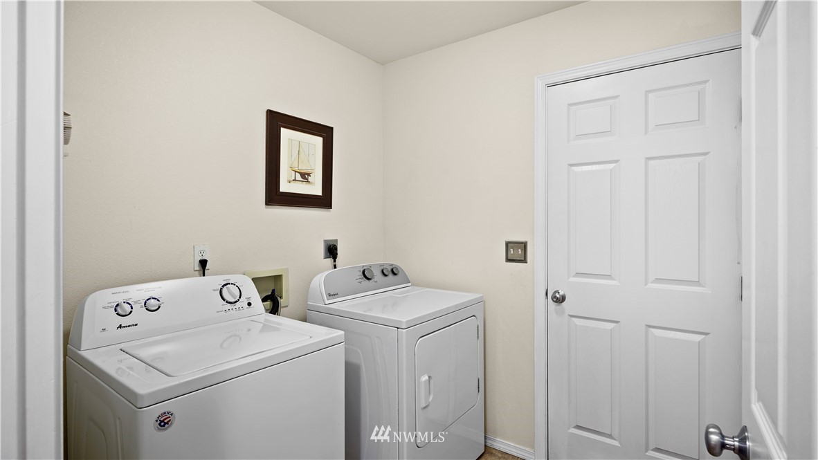 530 East Soderberg Road Allyn, WA 98524 - Photo 28 of 36 Gallery Image 28