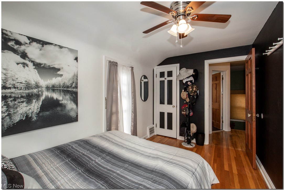 1383 Winston Road Cleveland, OH 44121 - Photo 23 of 35