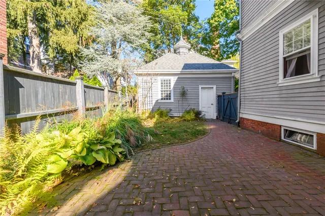 $1,275,000 | 260 Bowen Street, Providence, RI 02906