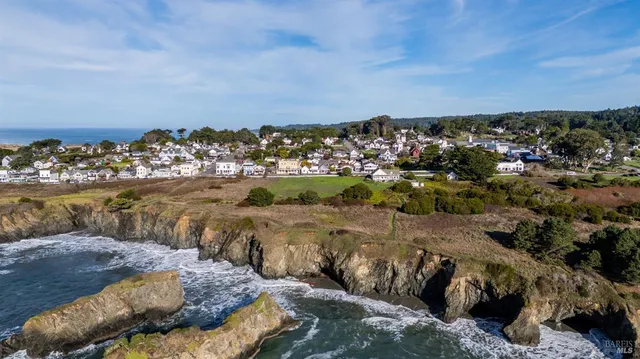 $3,495,000 | 45070 Main Street, Mendocino, CA 95460