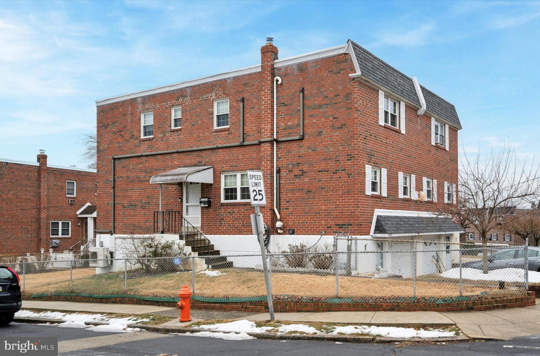 7343 Hiola Road Philadelphia, PA 19128 - Photo 2 of 35 Gallery Image 2