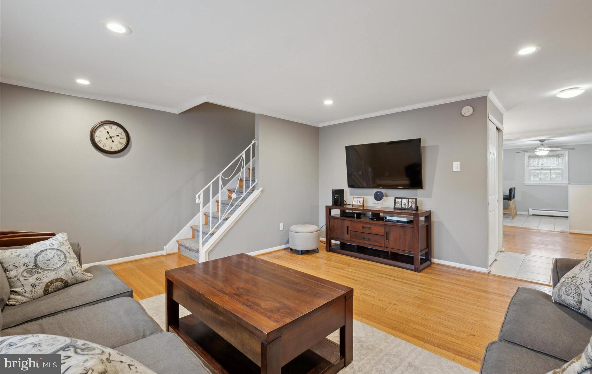 7343 Hiola Road Philadelphia, PA 19128 - Photo 5 of 35 Gallery Image 5