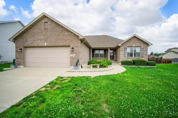 $435,000 | 246 Auburn Meadows Court, Franklin, OH 45005