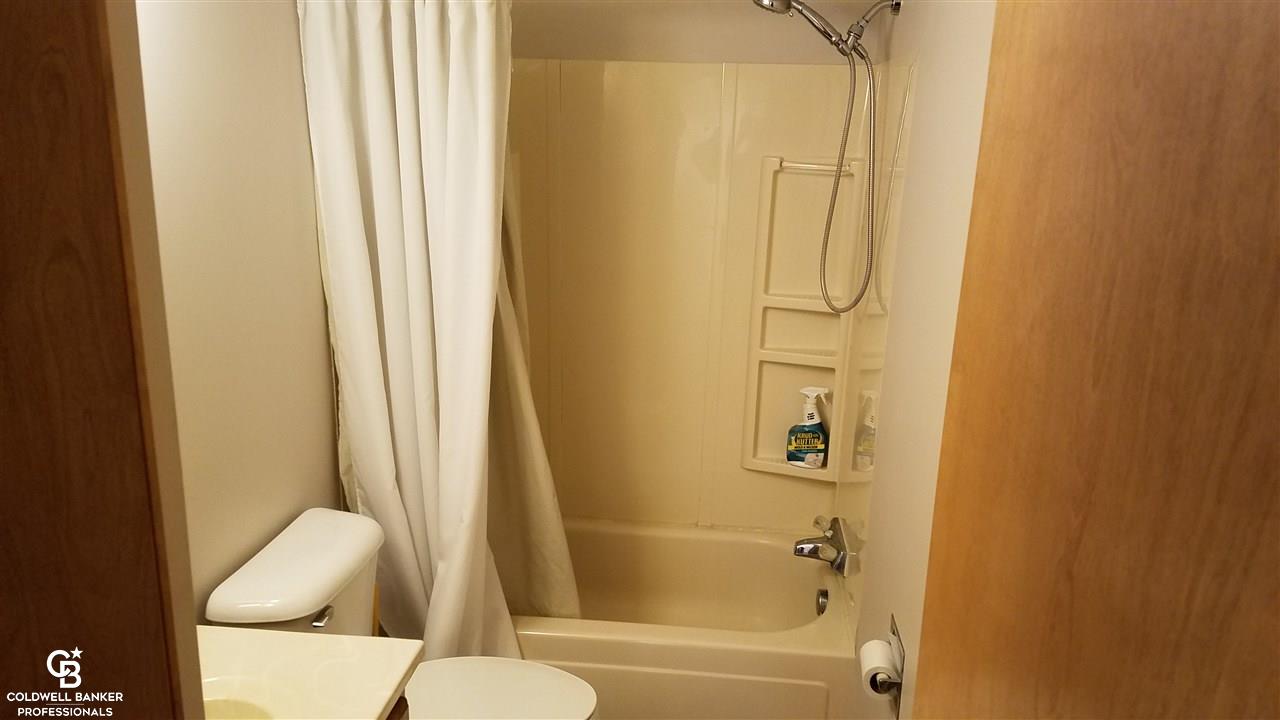 4691 Cribbins Road Avoca, MI 48006 - Photo 15 of 42