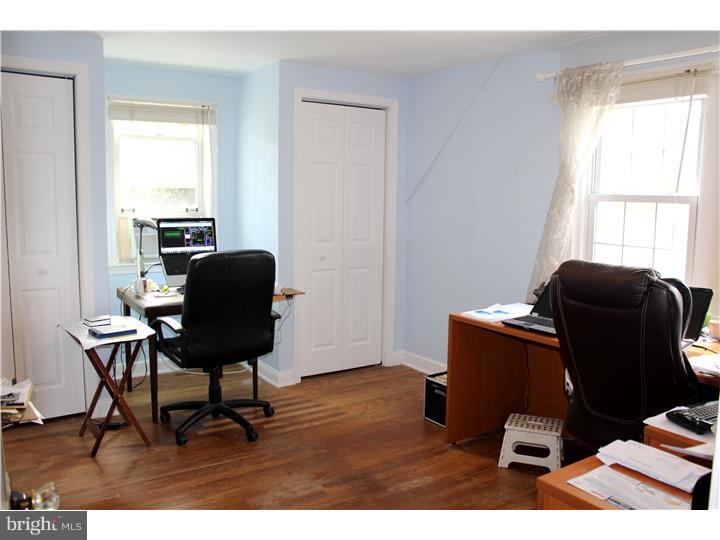 7 Medbury Road Wallingford, PA 19086 - Photo 13 of 25 Bedroom 3