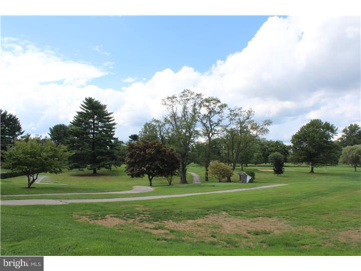 7 Medbury Road Wallingford, PA 19086 - Photo 19 of 25 View in Back