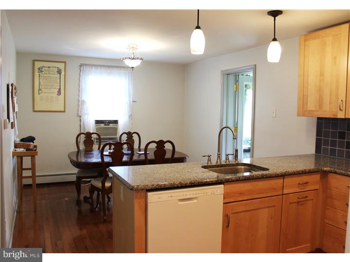 7 Medbury Road Wallingford, PA 19086 - Photo 4 of 25 Kitchen