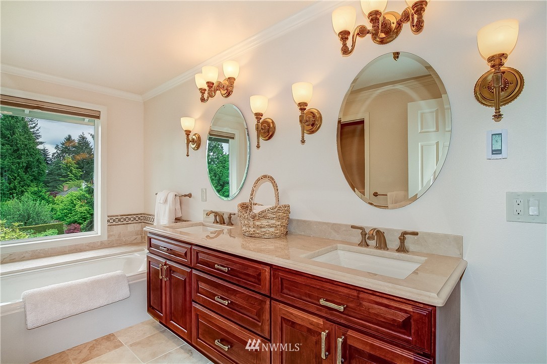 21119 47th Drive Southeast Bothell, WA 98021 - Photo 12 of 25