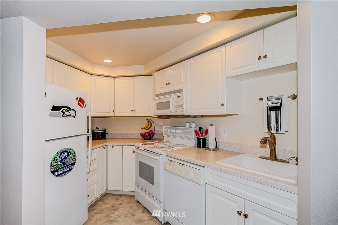 21119 47th Drive Southeast Bothell, WA 98021 - Photo 17 of 25