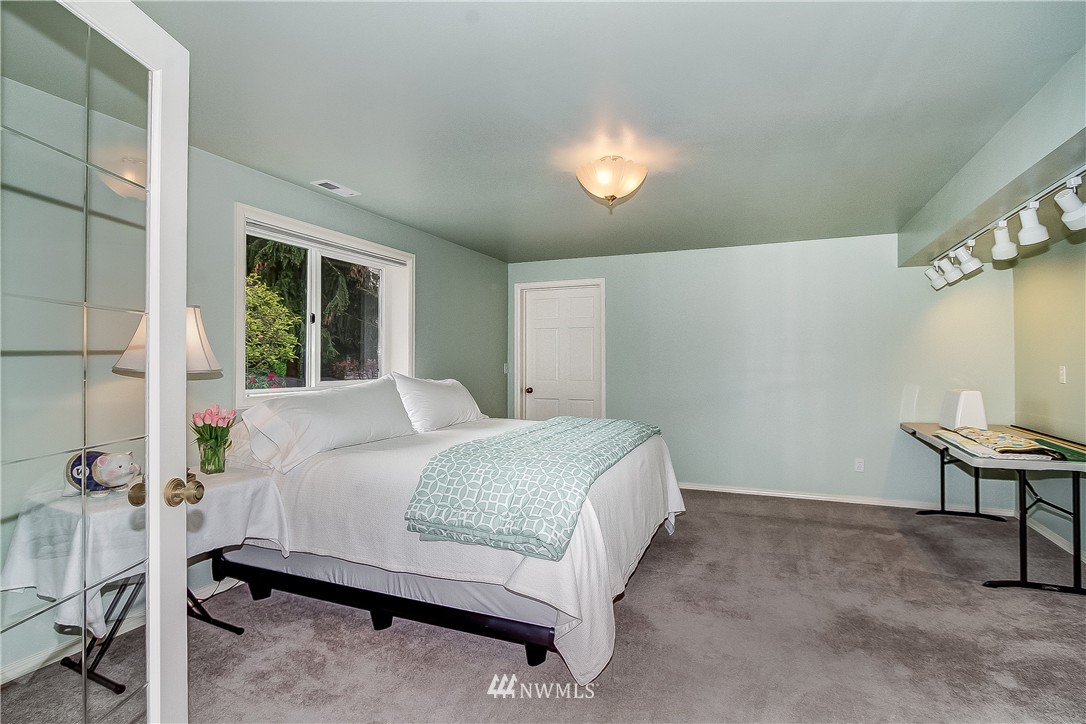 21119 47th Drive Southeast Bothell, WA 98021 - Photo 18 of 25