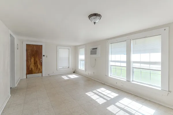 $349,000 | 816 Martin Luther King Road, Ames, TX 77575