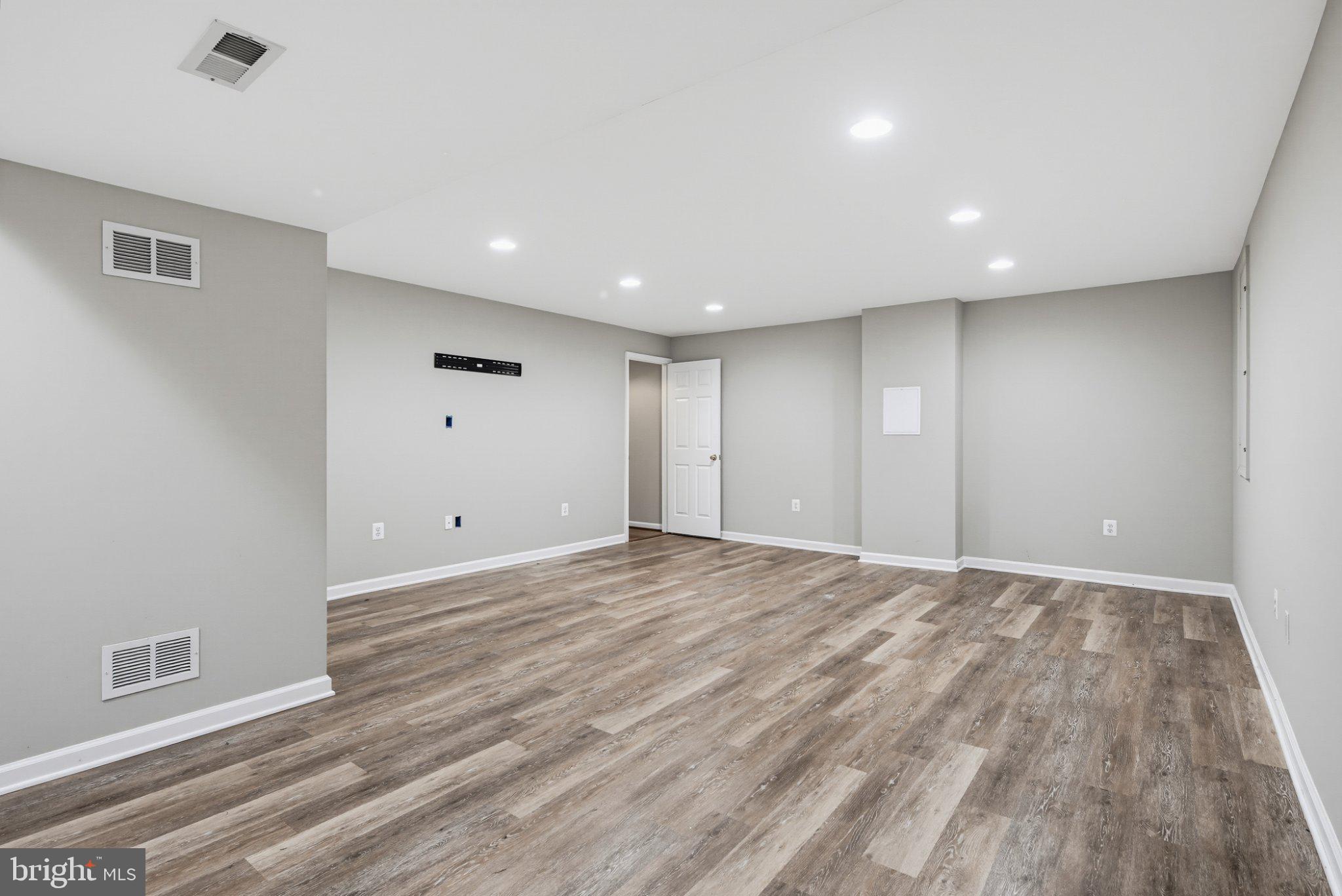 4 Summit Ridge Court Germantown, MD 20874 - Photo 23 of 35 Gallery Image 23