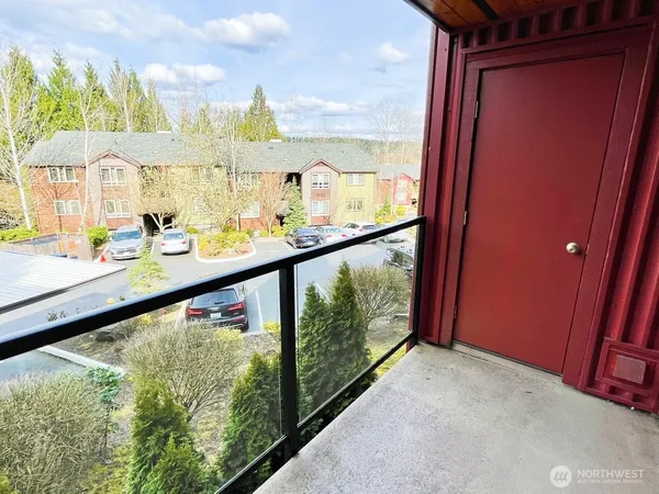 $2,100 | 15132 Northeast 82nd Street, Unit 203, Redmond, WA 98052