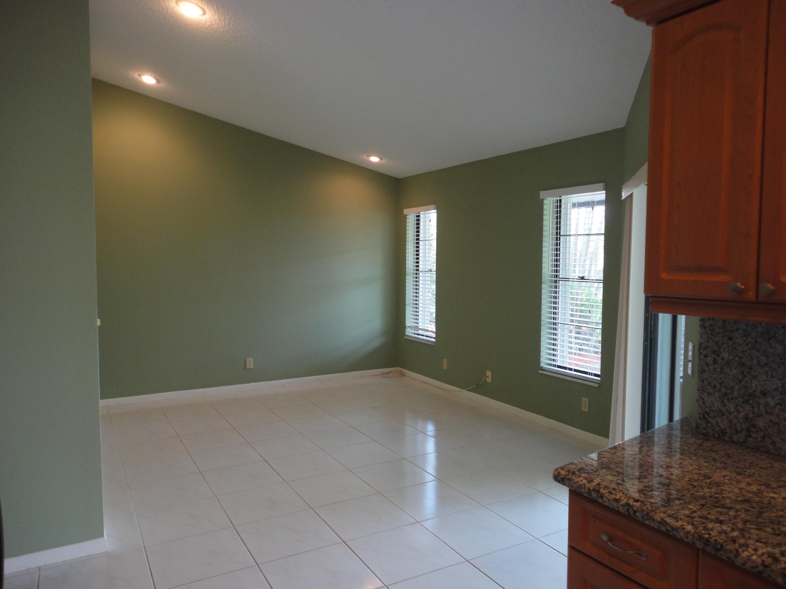 9793 Majorca Place Boca Raton, FL 33434 - Photo 11 of 41 Family Room