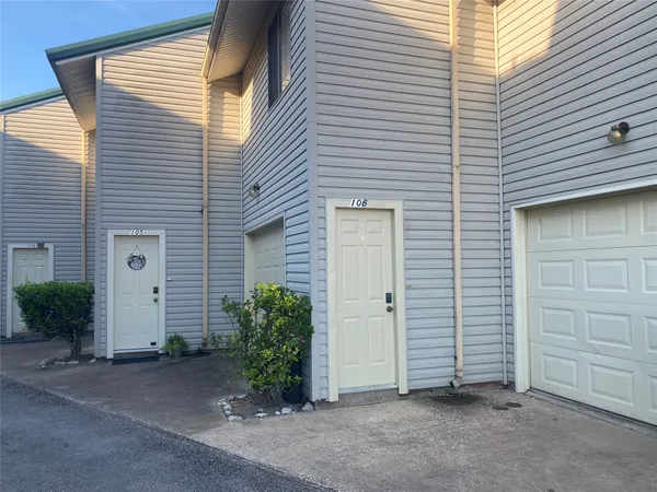 $595 | 501 Bass Boat Village, Point Blank, TX 77364