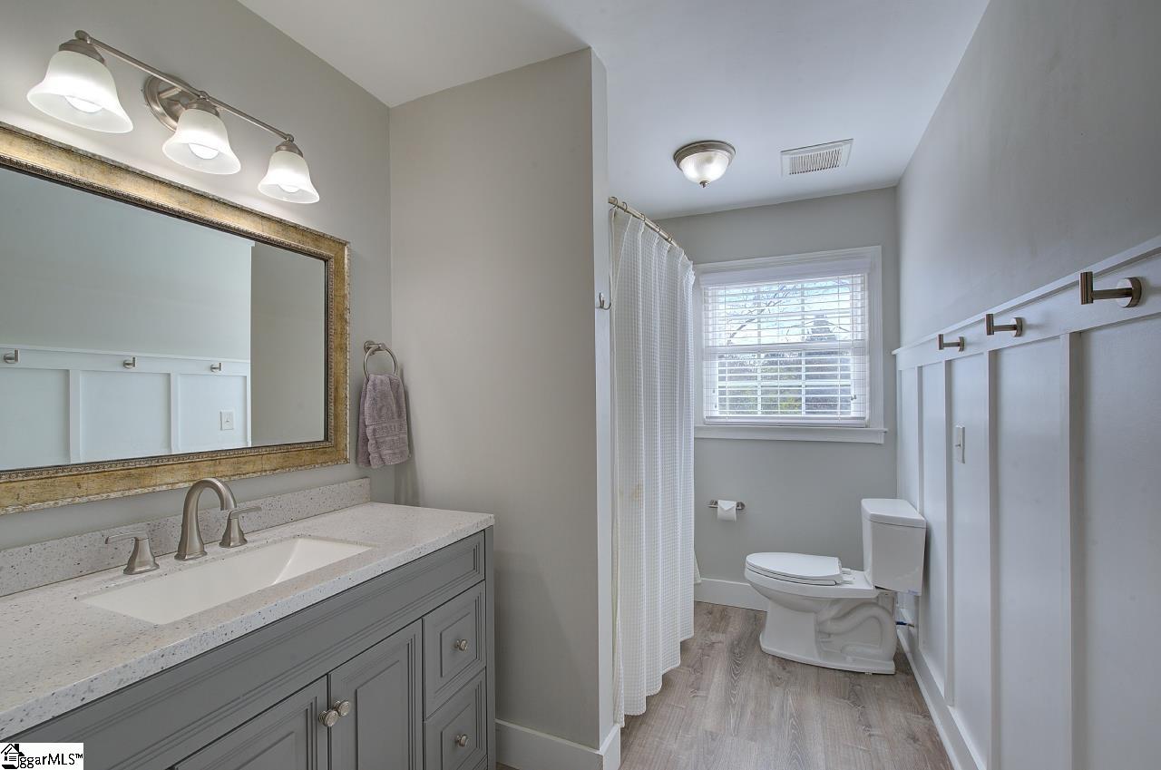 106 Riviera Drive Greenville, SC 29615 - Photo 12 of 34