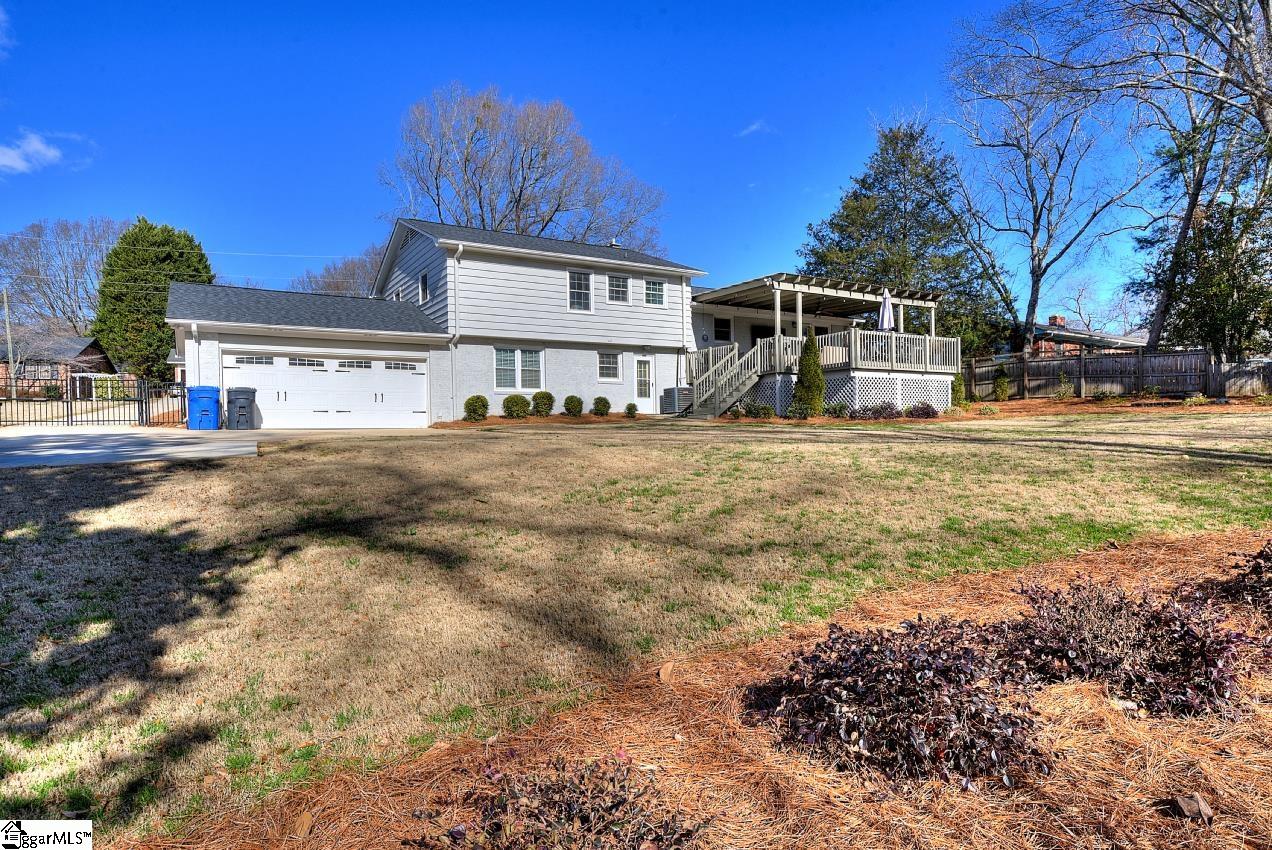 106 Riviera Drive Greenville, SC 29615 - Photo 29 of 34