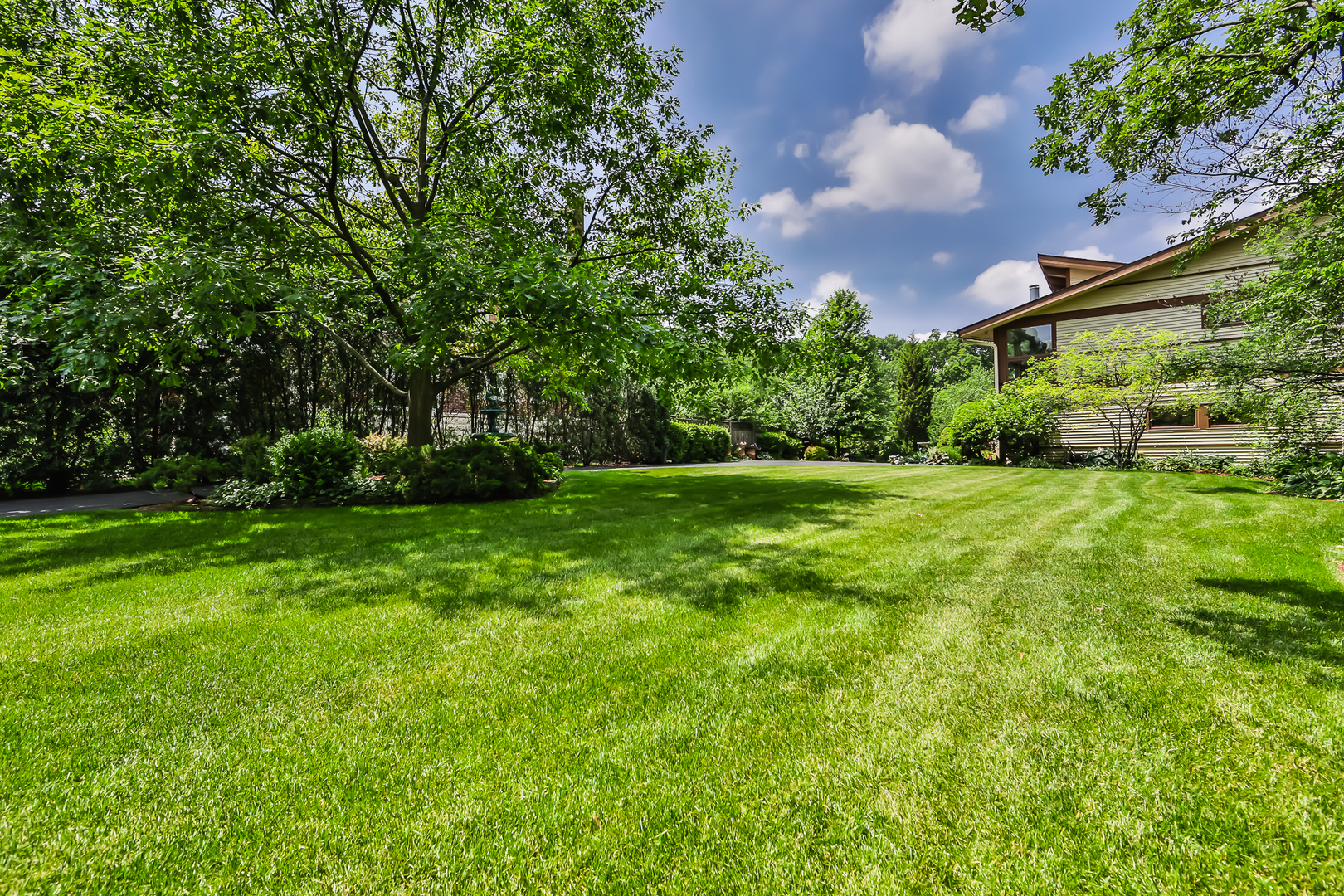 246 Maplewood Road Riverside, IL 60546 - Photo 39 of 51